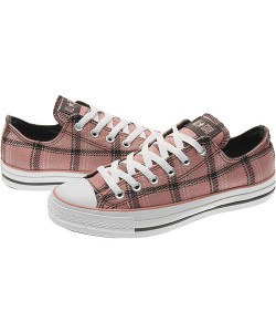 横纹方格运动鞋